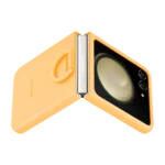 Étui en silicone avec anneau pour Galaxy Z Flip5 Apricot – Image 3